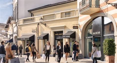 How to Plan the Best Serravalle Designer Outlet Shopping Day